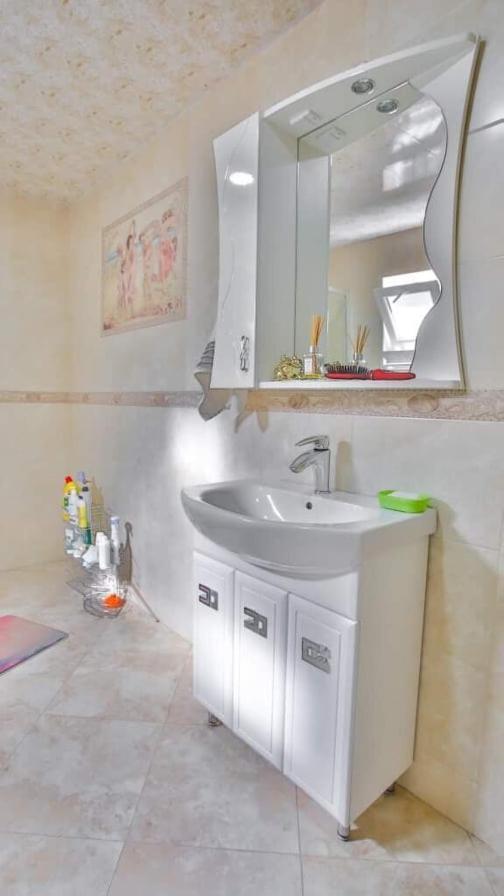 كوتايسي Nana'S Apartment المظهر الخارجي الصورة